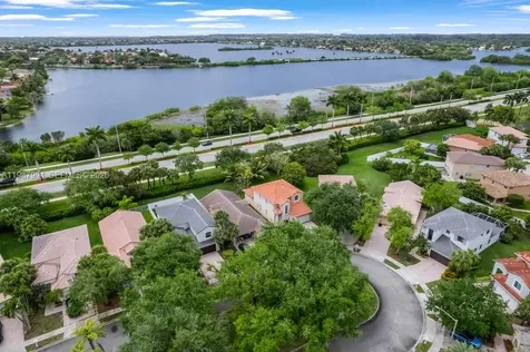 1282 NW 171st Terrace Pembroke Pines FL 33028
