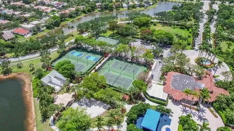 1282 NW 171st Terrace Pembroke Pines FL 33028