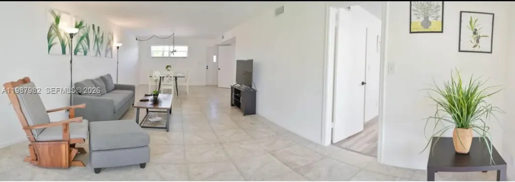 8901 S Hollybrook Boulevard Hollywood FL 33025