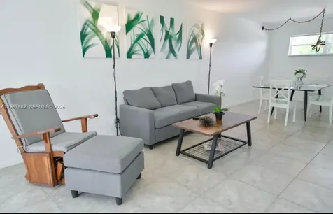 8901 S Hollybrook Boulevard Hollywood FL 33025