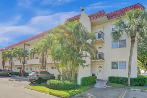 8901 S Hollybrook Boulevard Hollywood FL 33025