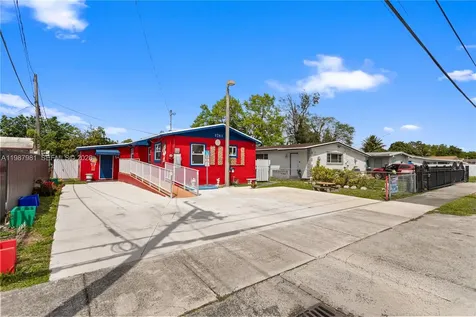 1781 NW 152nd Terrace Miami Gardens FL 33054