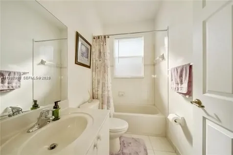 5271 SW 141st Terrace Miramar FL 33027