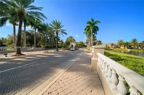 5271 SW 141st Terrace Miramar FL 33027