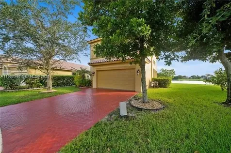 5271 SW 141st Terrace Miramar FL 33027