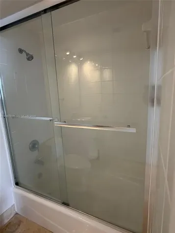 185 SE 14th Terrace Miami FL 33131