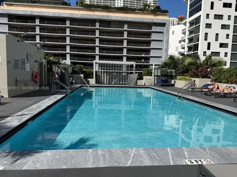 185 SE 14th Terrace Miami FL 33131