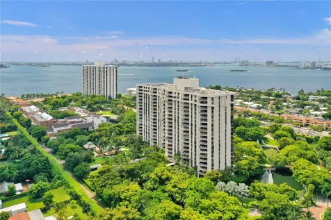 1000 Quayside Terrace Miami FL 33138