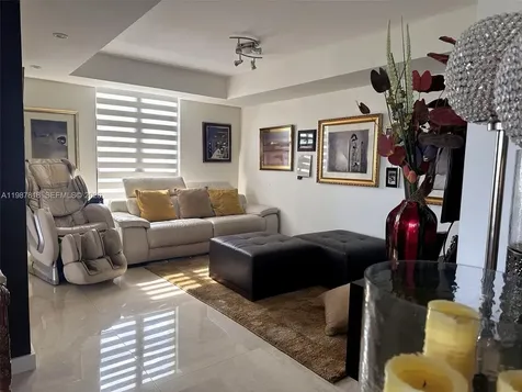 1000 Quayside Terrace Miami FL 33138