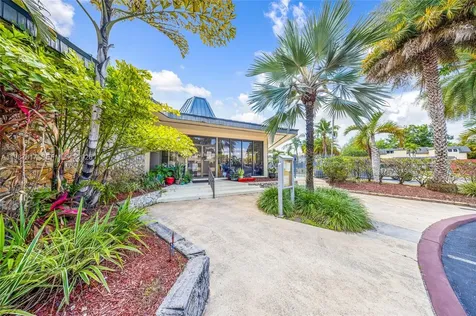 8383 SW 137th Avenue Miami FL 33183