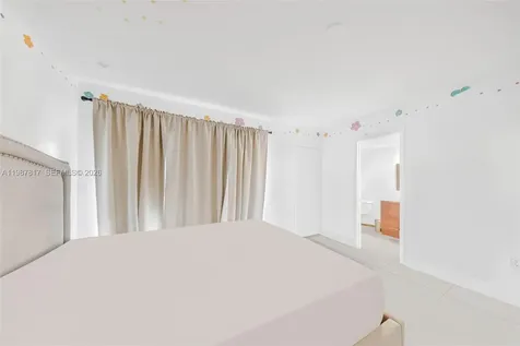 8383 SW 137th Avenue Miami FL 33183