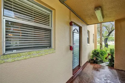 2780 N Pine Island Road Sunrise FL 33322