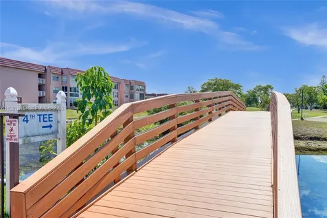 2780 N Pine Island Road Sunrise FL 33322
