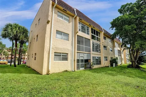 2780 N Pine Island Road Sunrise FL 33322