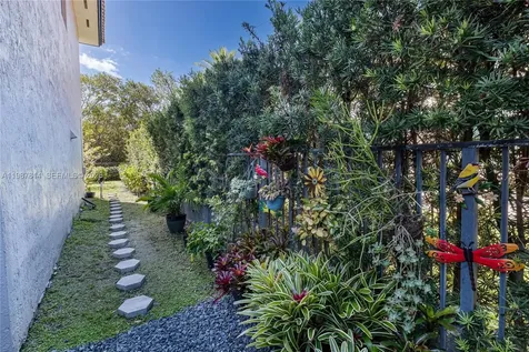 7726 SW 193rd Lane Cutler Bay FL 33157