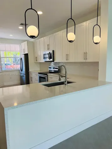 20951 Via Oleander Boca Raton FL 33428