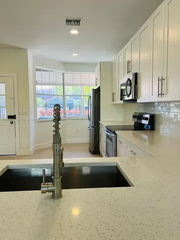 20951 Via Oleander Boca Raton FL 33428