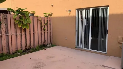 7905 NW 8 Street Miami FL 33126