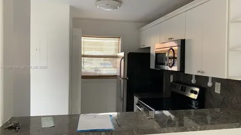 7905 NW 8 Street Miami FL 33126