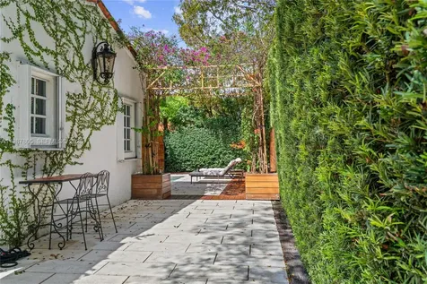 1900 Pizarro Street Coral Gables FL 33134