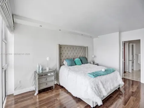3370 Hidden Bay Drive Aventura FL 33180