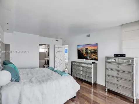 3370 Hidden Bay Drive Aventura FL 33180