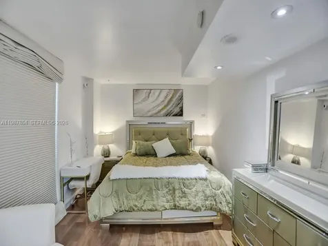 3370 Hidden Bay Drive Aventura FL 33180