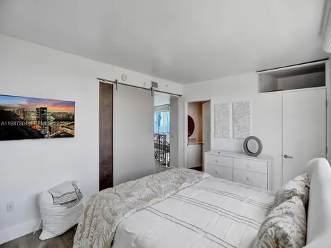 3370 Hidden Bay Drive Aventura FL 33180