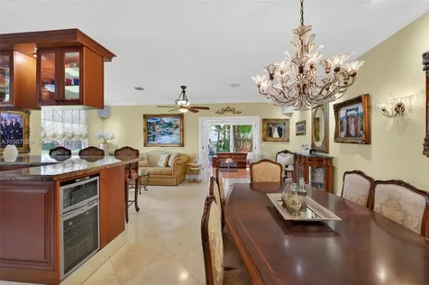 21391 Marina Cove Circle Aventura FL 33180