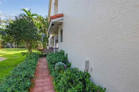 21391 Marina Cove Circle Aventura FL 33180