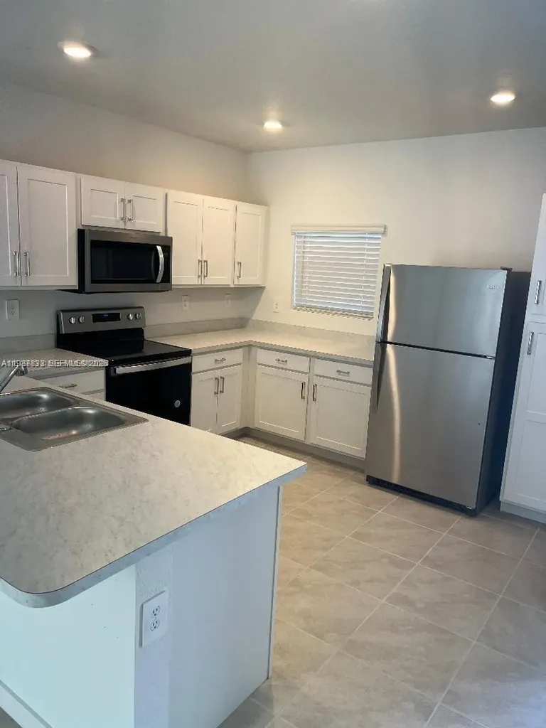 334 NE 1st Drive Florida City FL 33034