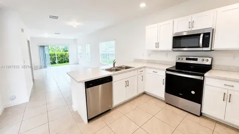 334 NE 1st Drive Florida City FL 33034