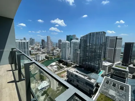 88 SW 7th Street Miami FL 33130