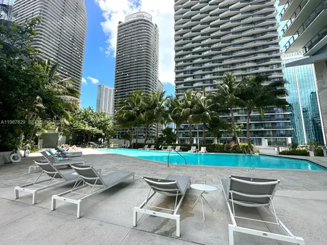 88 SW 7th Street Miami FL 33130
