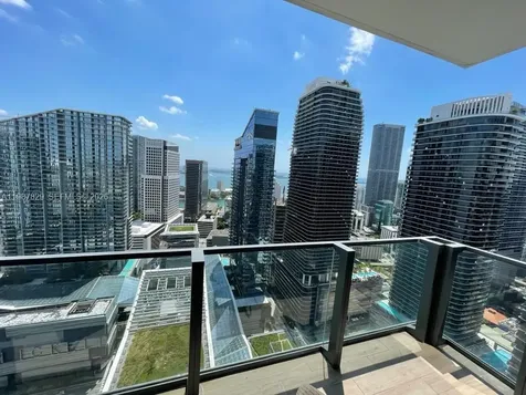 88 SW 7th Street Miami FL 33130