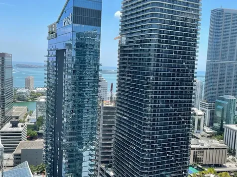 88 SW 7th Street Miami FL 33130