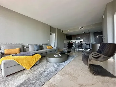 88 SW 7th Street Miami FL 33130