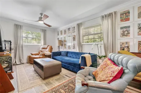 5961 SW 46th Terrace Miami FL 33155