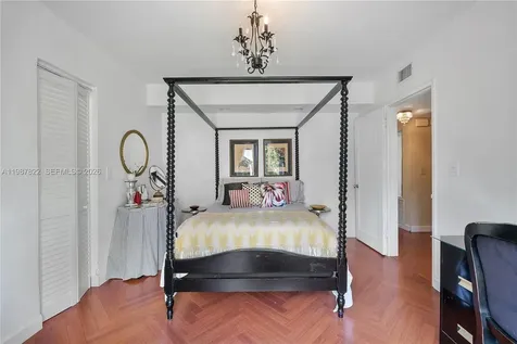 5961 SW 46th Terrace Miami FL 33155