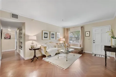 5961 SW 46th Terrace Miami FL 33155