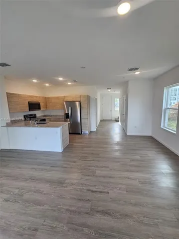 1201 Southstation Place Orlando FL 32809