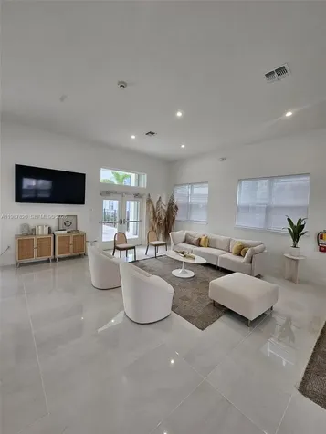 1201 Southstation Place Orlando FL 32809