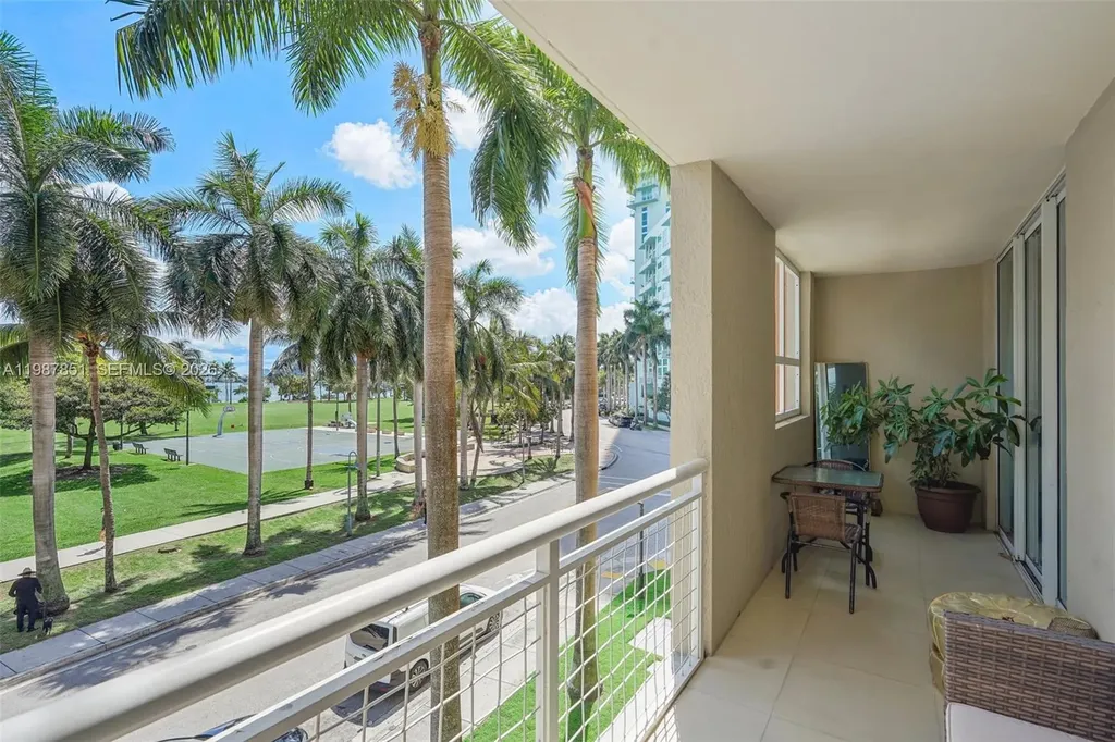 2000 N Bayshore Drive Miami FL 33137