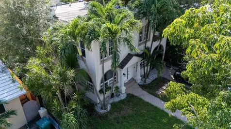 22 NE 44th Street Miami FL 33137