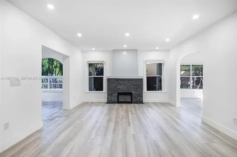 22 NE 44th Street Miami FL 33137