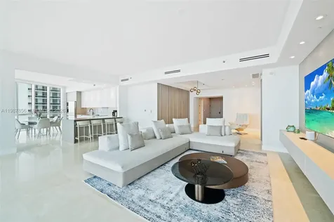15901 Collins Avenue Sunny Isles Beach FL 33160