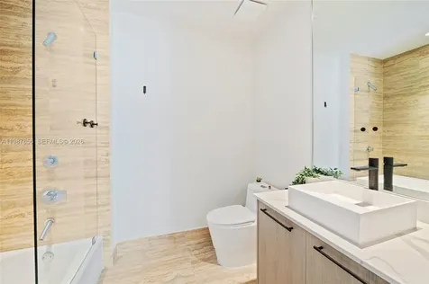 15901 Collins Avenue Sunny Isles Beach FL 33160