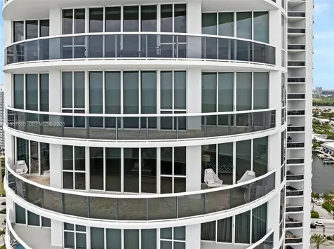 15901 Collins Avenue Sunny Isles Beach FL 33160