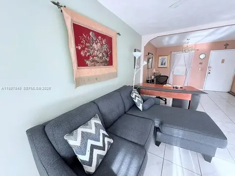 2841 Somerset Drive Lauderdale Lakes FL 33311