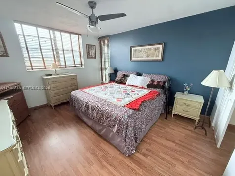2841 Somerset Drive Lauderdale Lakes FL 33311